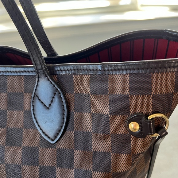 Authentic Louis Vuitton Neverfull MM Damier Ebene Cherry - Picture 8 of 16